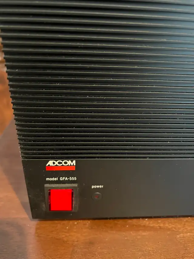 Adcom GTP-500 Tuner and GFA-555 Amp 2 for 1 deal! - Photo 6
