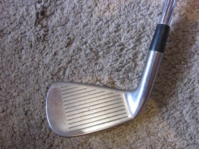 RH STIFF TOP QUALITY CLEVELAND IRONS - Photo 2