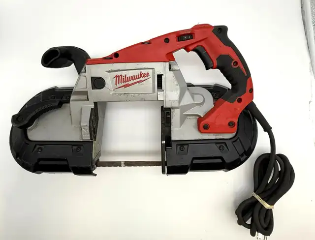 Milwaukee 6232-20 11 Amp Deep Cut Variable Speed Band Saw $279
