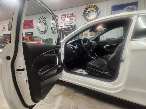 2016 Honda Accord Coupe Touring NAV REAR CAMERA LOADED - Photo 16