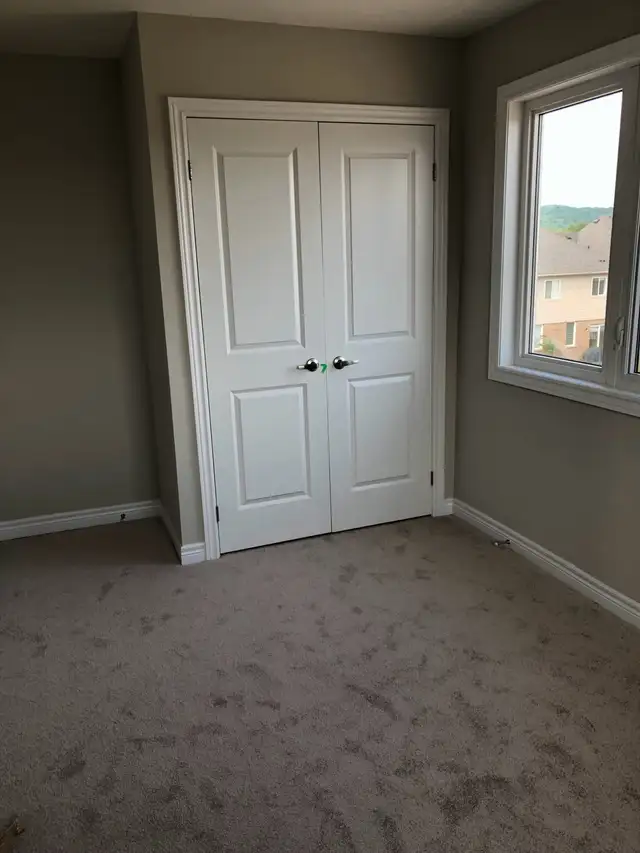 private room for rent - Photo 5