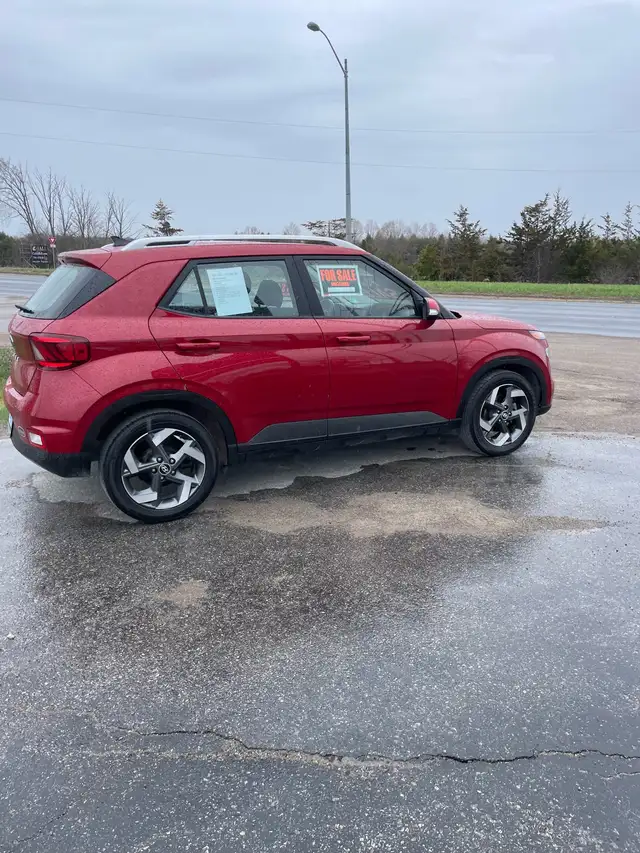 2020 Hyundai Venue Trend