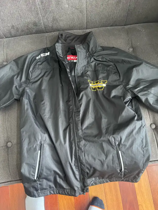 Strathcona Warriors hockey - jackets X2