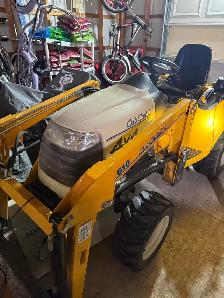 Cub Cadet 7254 4x4 w/Kawi 25hp