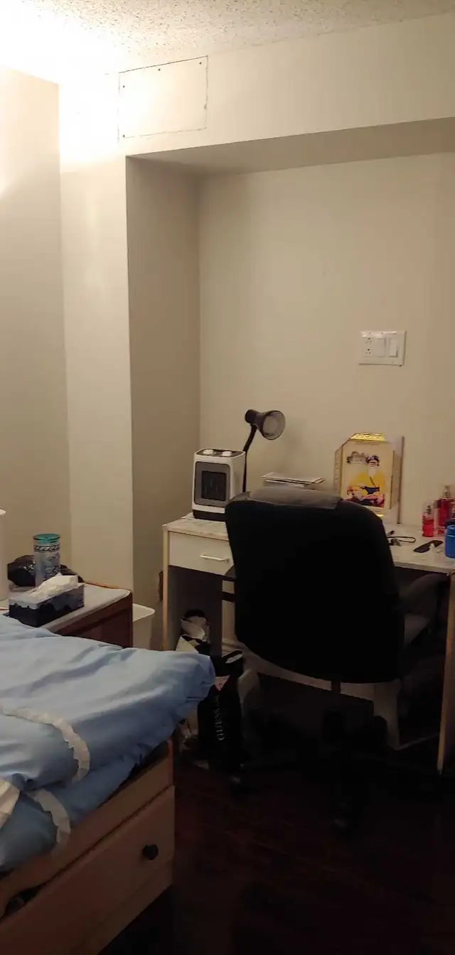 Girl Only Room In Quiet Area - Photo 4