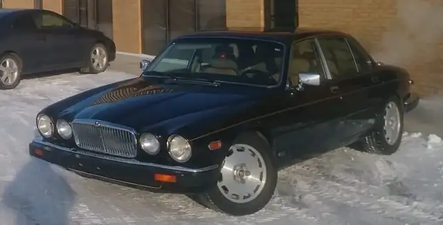 Jaguar XJ12 STOLEN VEHICLE – PLEASE SHARE - Photo 2