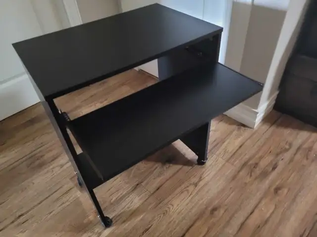 For sale microwave cart - Photo 2