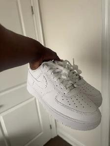 Nike Air Force 1 Low - Brand New/Deadstock ✅