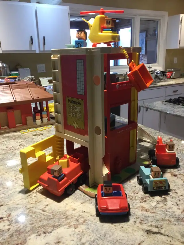 Playskool Rescue Center 470