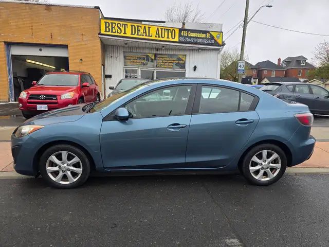 2011 Mazda Mazda3 - Photo 4