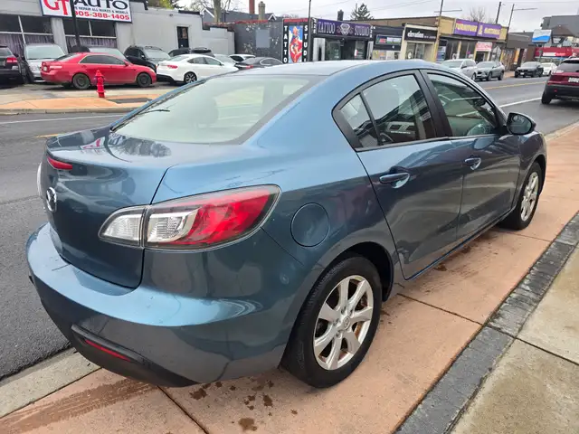 2011 Mazda Mazda3 - Photo 7