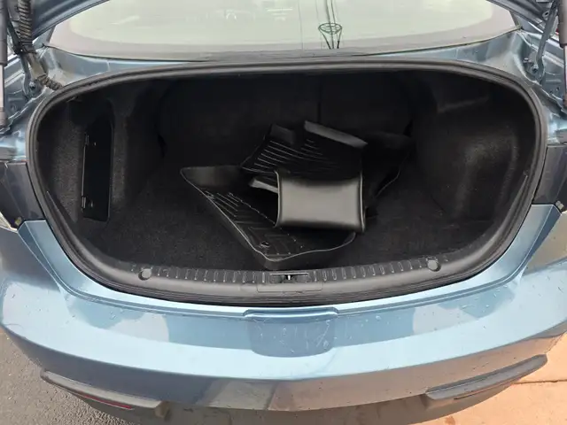2011 Mazda Mazda3 - Photo 13
