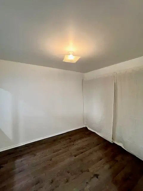 Superbe 4 1/2 rénové à louer : 1 MOIS DE LOYER GRATUIT . - Photo 5