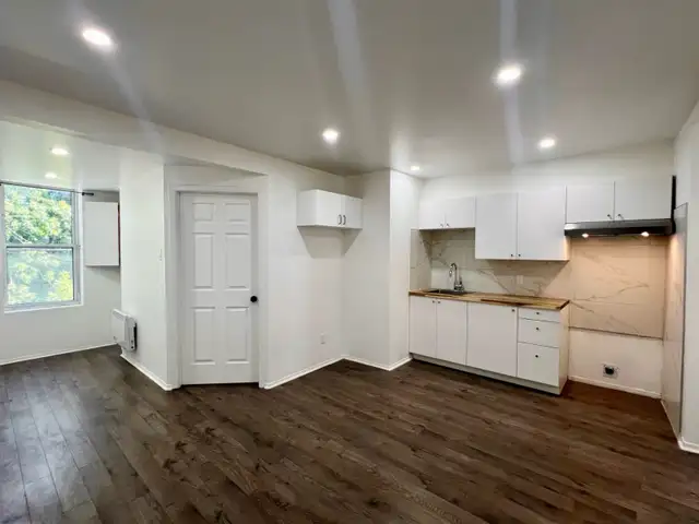 Superbe 4 1/2 rénové à louer : 1 MOIS DE LOYER GRATUIT . - Photo 6