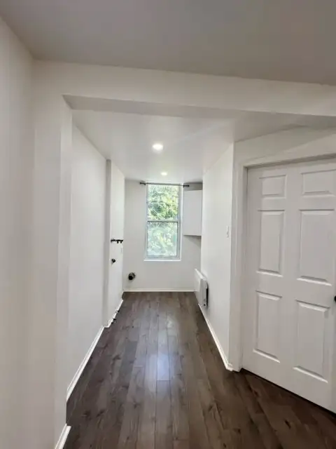 Superbe 4 1/2 rénové à louer : 1 MOIS DE LOYER GRATUIT . - Photo 8