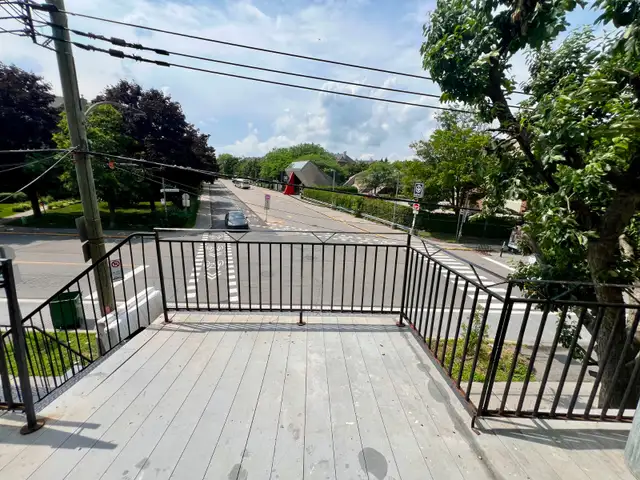 Superbe 4 1/2 rénové à louer : 1 MOIS DE LOYER GRATUIT . - Photo 10