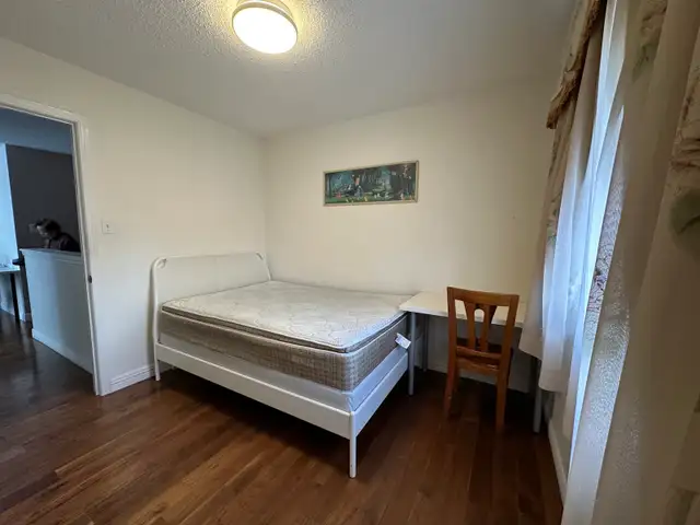 Room   Den for Rent | Wismer, Markham | $850