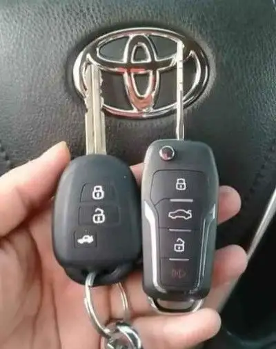 Waterloo Locksmith Car Keys and Property Locksmith Solutions - Photo 3
