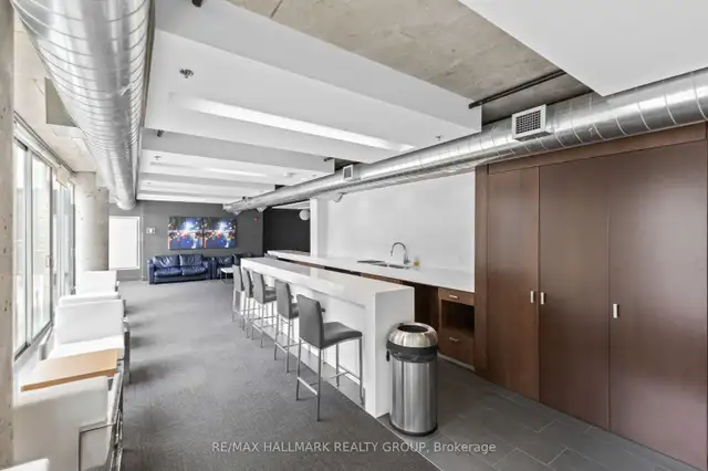 ''Downtown Centrally Located Condo' - Photo 6