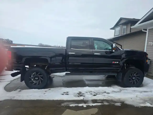 2016 Chevrolet 2500 duramax Z71