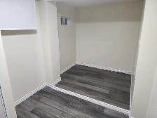 Room For rent NEWLY RENOVATED - Photo 4