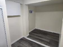 Room For rent NEWLY RENOVATED - Photo 5