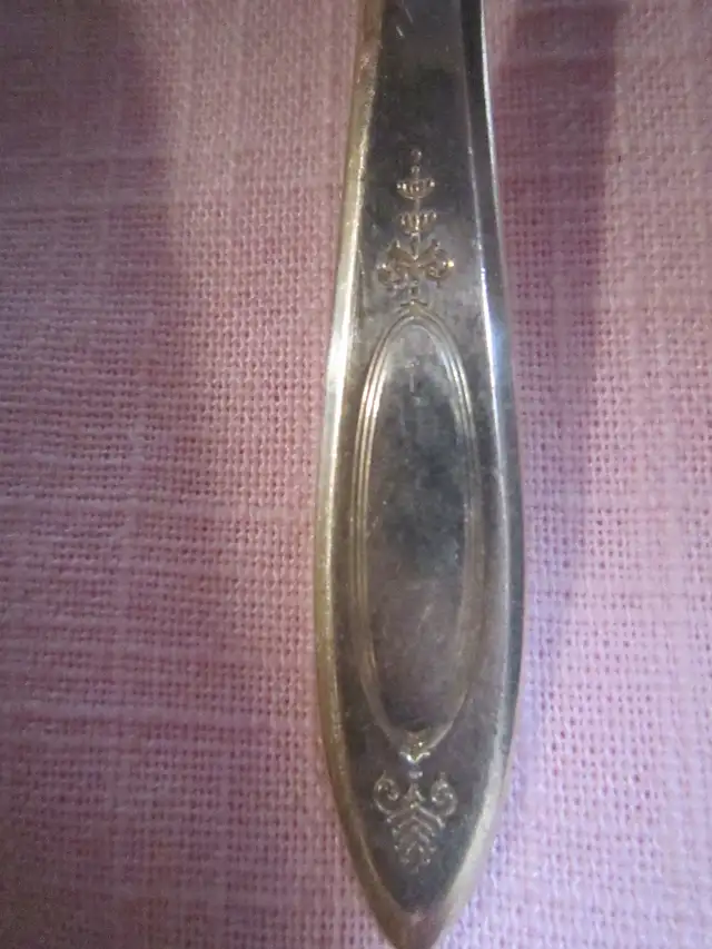 #1-1A  ADAMS silverware set for 6