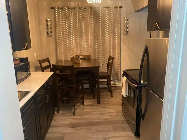 2 bedroom 1 ba furnished apartment condo short term ok capilano - Photo 8