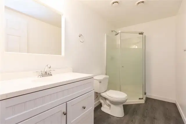 2 Bedroom Basement for Rent - Photo 2