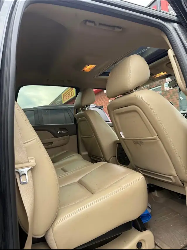 2011 Chevrolet Avalanche FOR SALE - Photo 5