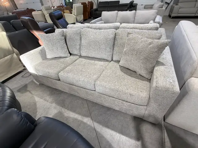 Grey fabric sofa - Photo 2