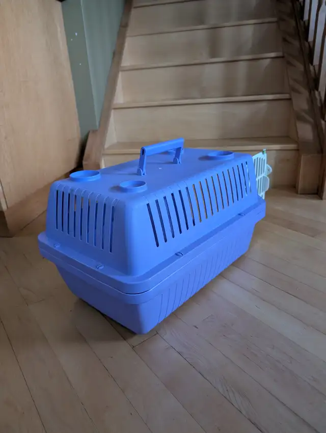 Voyageur Model 100 Small Purple Pet Carrier - Photo 5