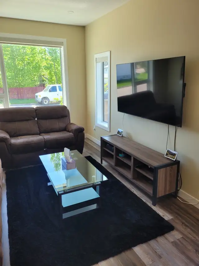 CORNER 3DBR UNFURNISHED DUPLEX FOR RENT AVAILABLE IMMEDIATELY - Photo 4