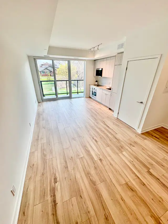 BRAND NEW -STUNNING 1 BED  DEN CONDO IN HIGH PARK FOR LEASE! - Photo 10