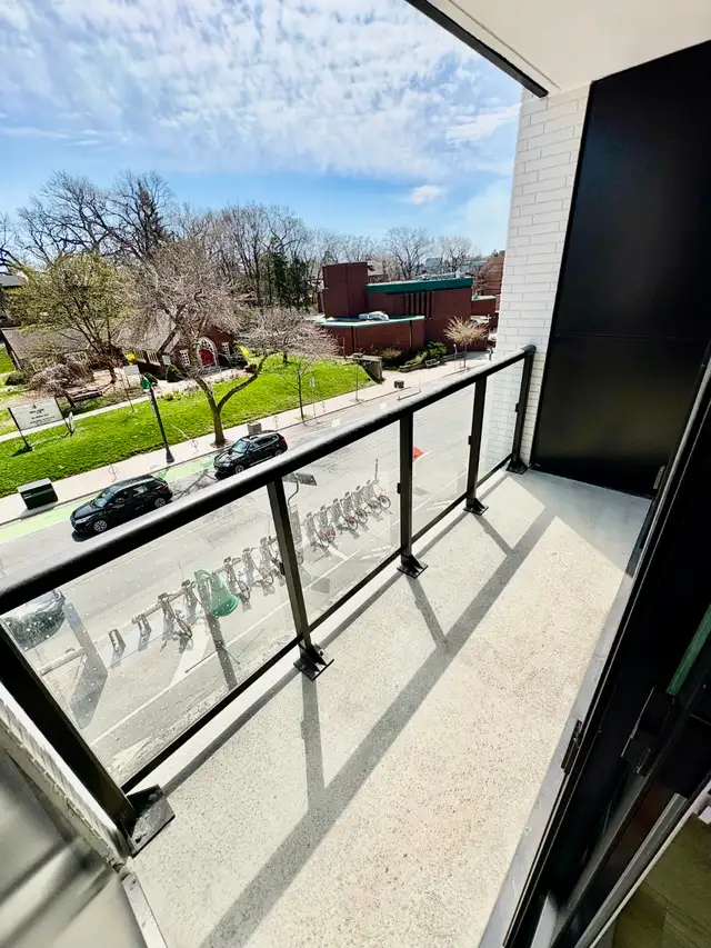 BRAND NEW -STUNNING 1 BED  DEN CONDO IN HIGH PARK FOR LEASE! - Photo 16