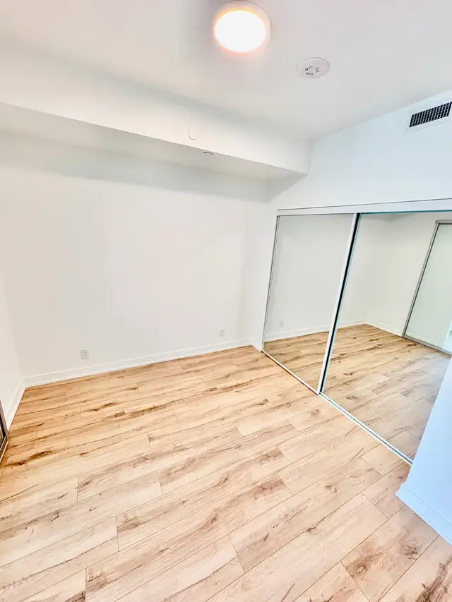 BRAND NEW -STUNNING 1 BED  DEN CONDO IN HIGH PARK FOR LEASE! - Photo 21