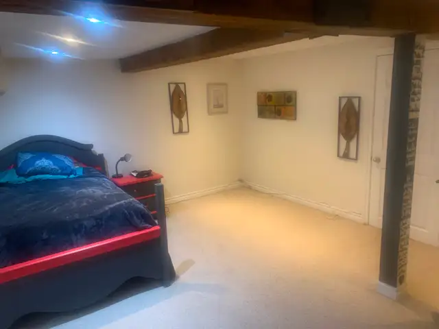 Room for rent/Chambre a louer $850 all included in a large house - Photo 7