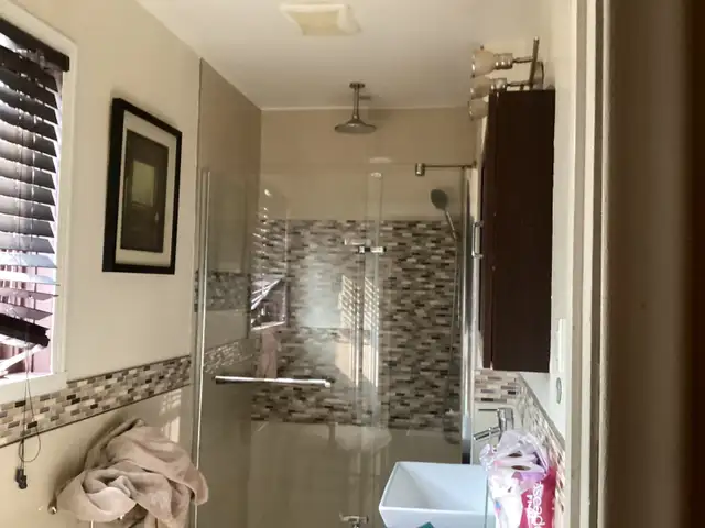 Room for rent/Chambre a louer $850 all included in a large house - Photo 9