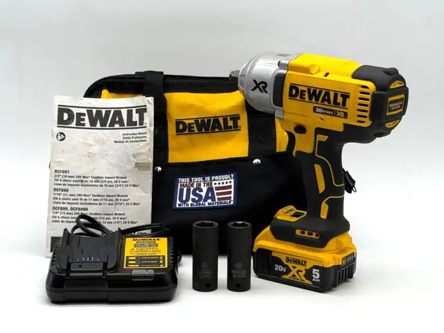DEWALT DCF900P2-20V XR 1-2IN High Torque Impact Wrench Kit $499