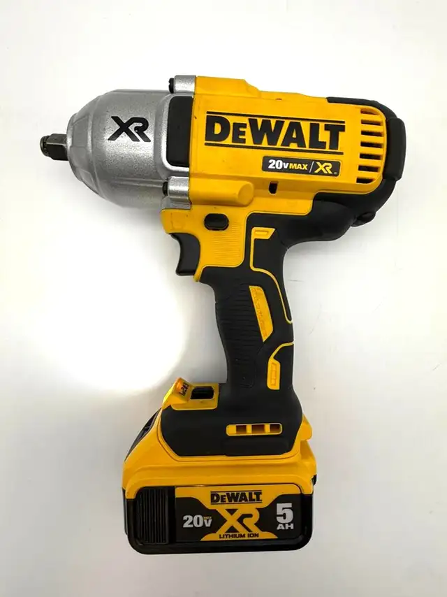 DEWALT DCF900P2-20V XR 1-2IN High Torque Impact Wrench Kit $499 - Photo 4