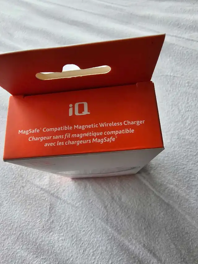 iQ MagSafe Charger brand new - Photo 3