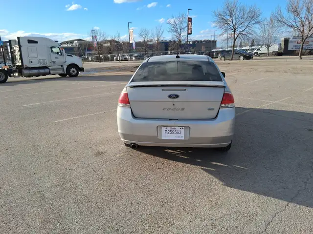 Freshly Safetied 2009 Ford Focus - Photo 2