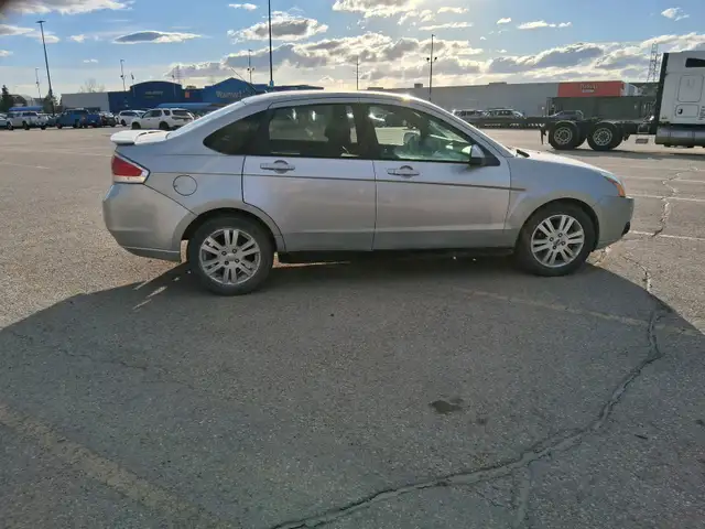 Freshly Safetied 2009 Ford Focus - Photo 5