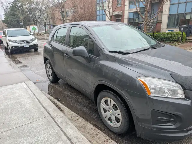 2016 Chevrolet Trax LS - Photo 2