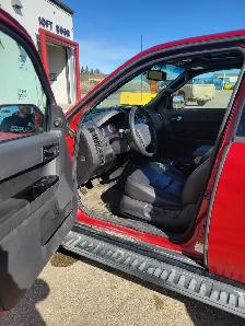 2010 Loaded Ford Escape  $ 4000.00 Obo - Photo 7