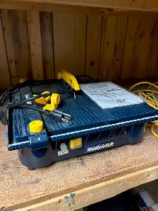 Banc pour coupe de céramique