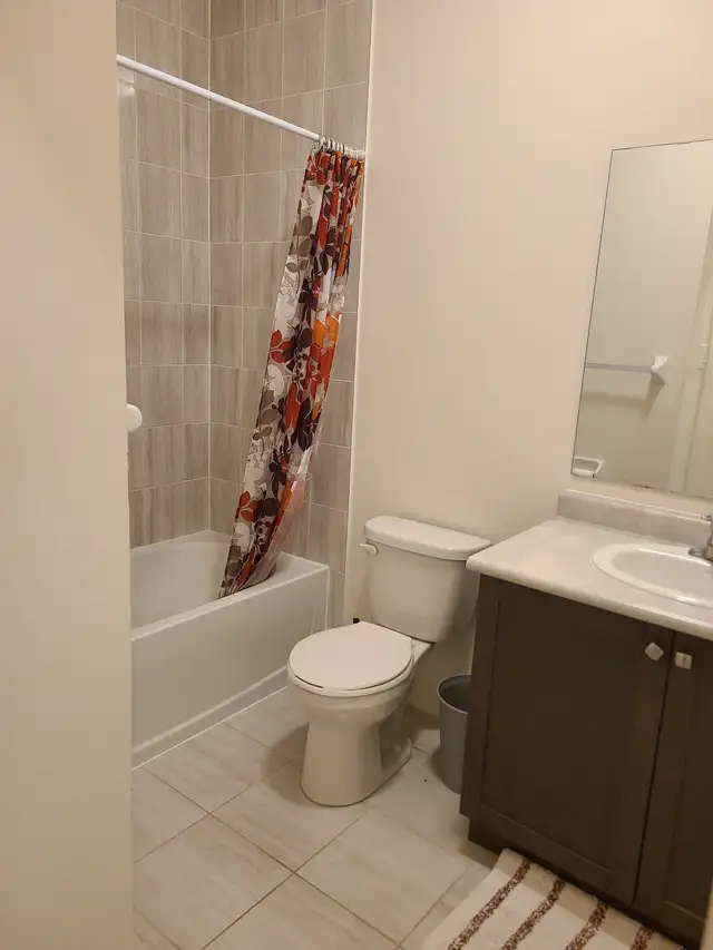 $550 - Room for rent (L7A 5A7) - - Photo 4