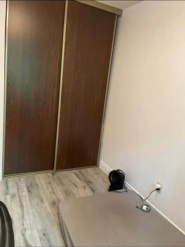 Private room for rent - Photo 2