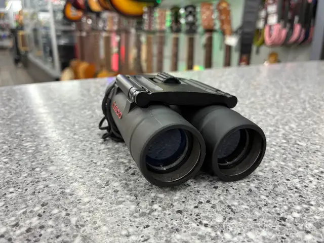 Tasco 15x25 Binoculars - Photo 2
