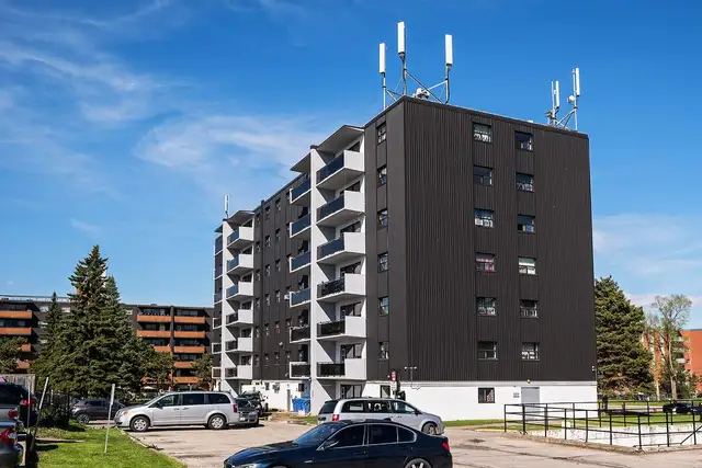 3 Bedroom Apartment for Rent - 1475 Bloor Street - Photo 12